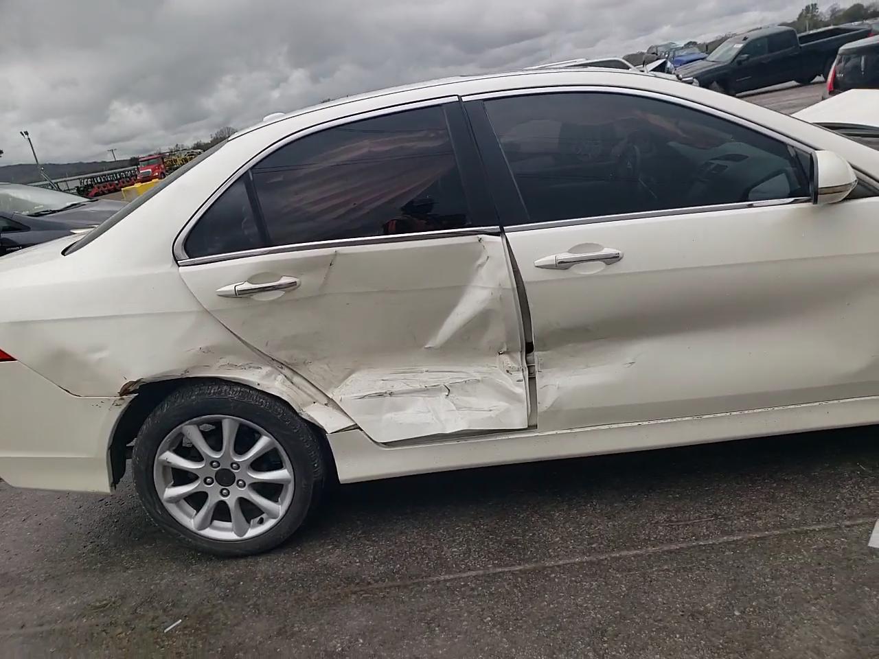 Фото: JH4CL96916C007902