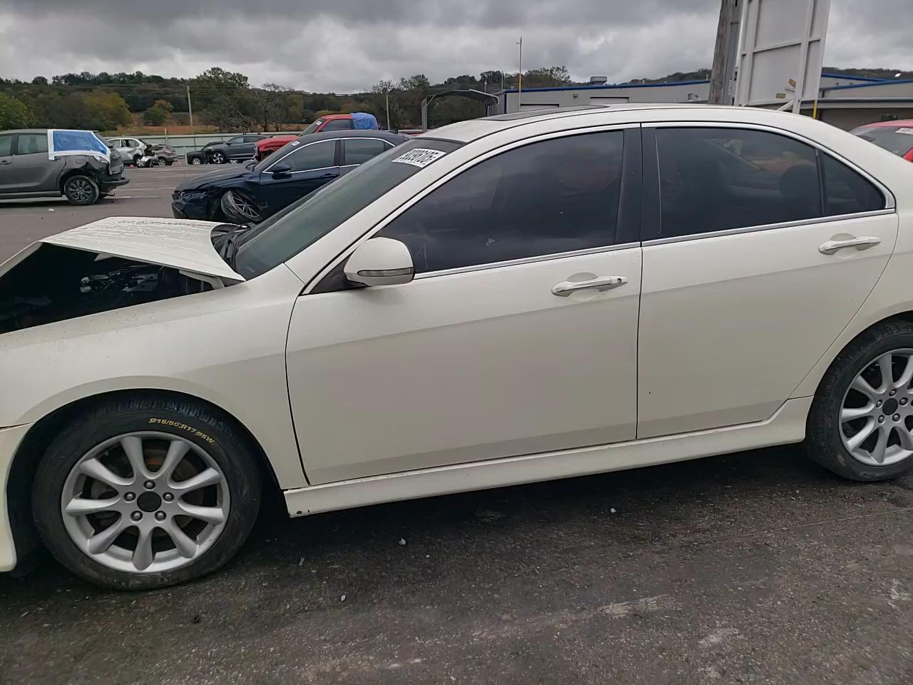 Фото: JH4CL96916C007902