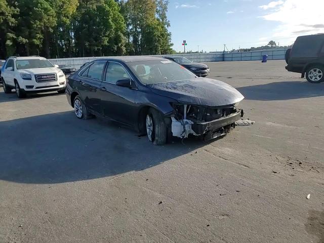 2015 Toyota Camry Le VIN: 4T1BF1FK0FU874397 Lot: 81991425