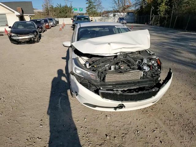 2017 Kia Forte Lx VIN: 3KPFK4A77HE066071 Lot: 90219725