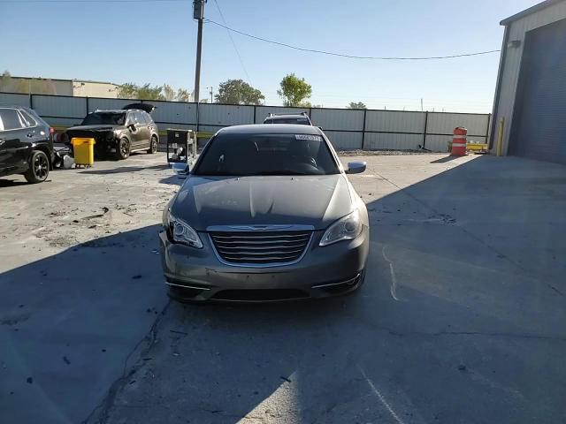 2011 Chrysler 200 Limited VIN: 1C3BC2FG3BN603423 Lot: 90681575