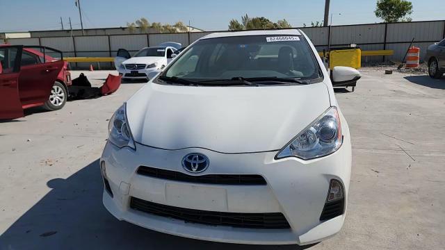 2014 Toyota Prius C VIN: JTDKDTB3XE1561409 Lot: 82468045