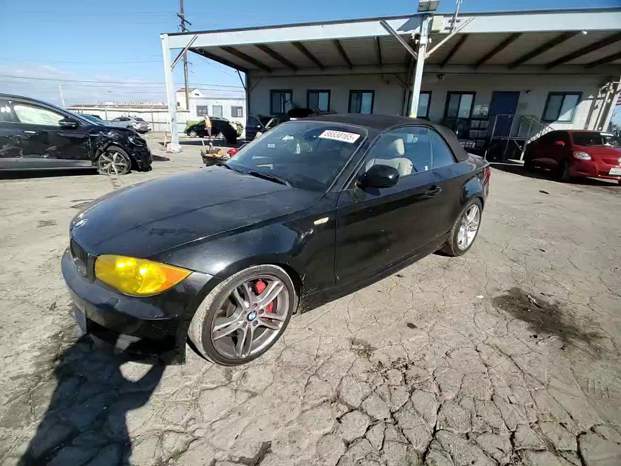 Фото: WBAUN9C52AVK41302