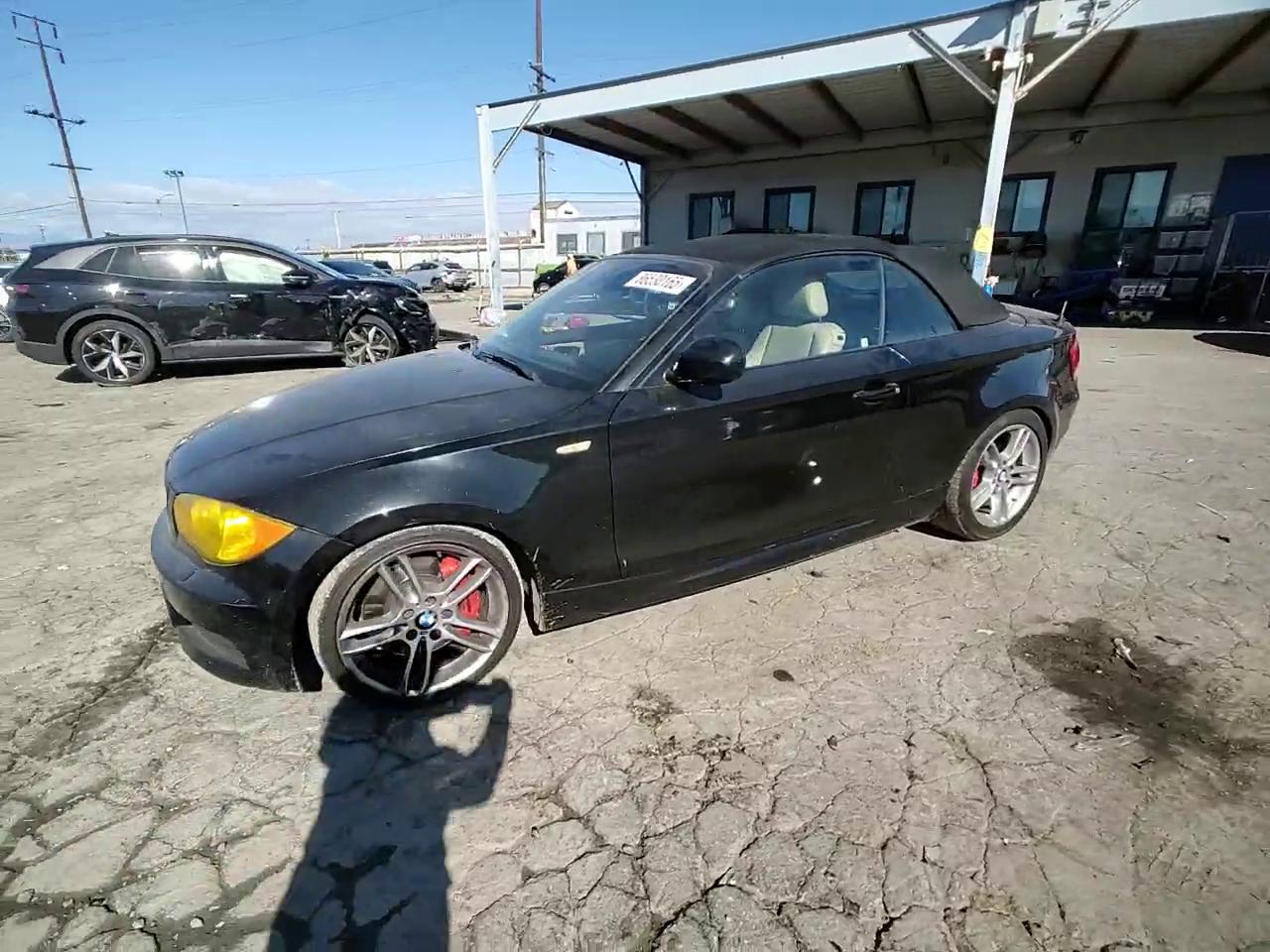 Фото: WBAUN9C52AVK41302