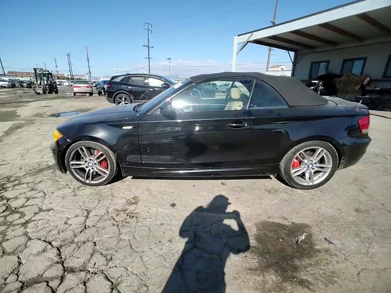 Фото: WBAUN9C52AVK41302