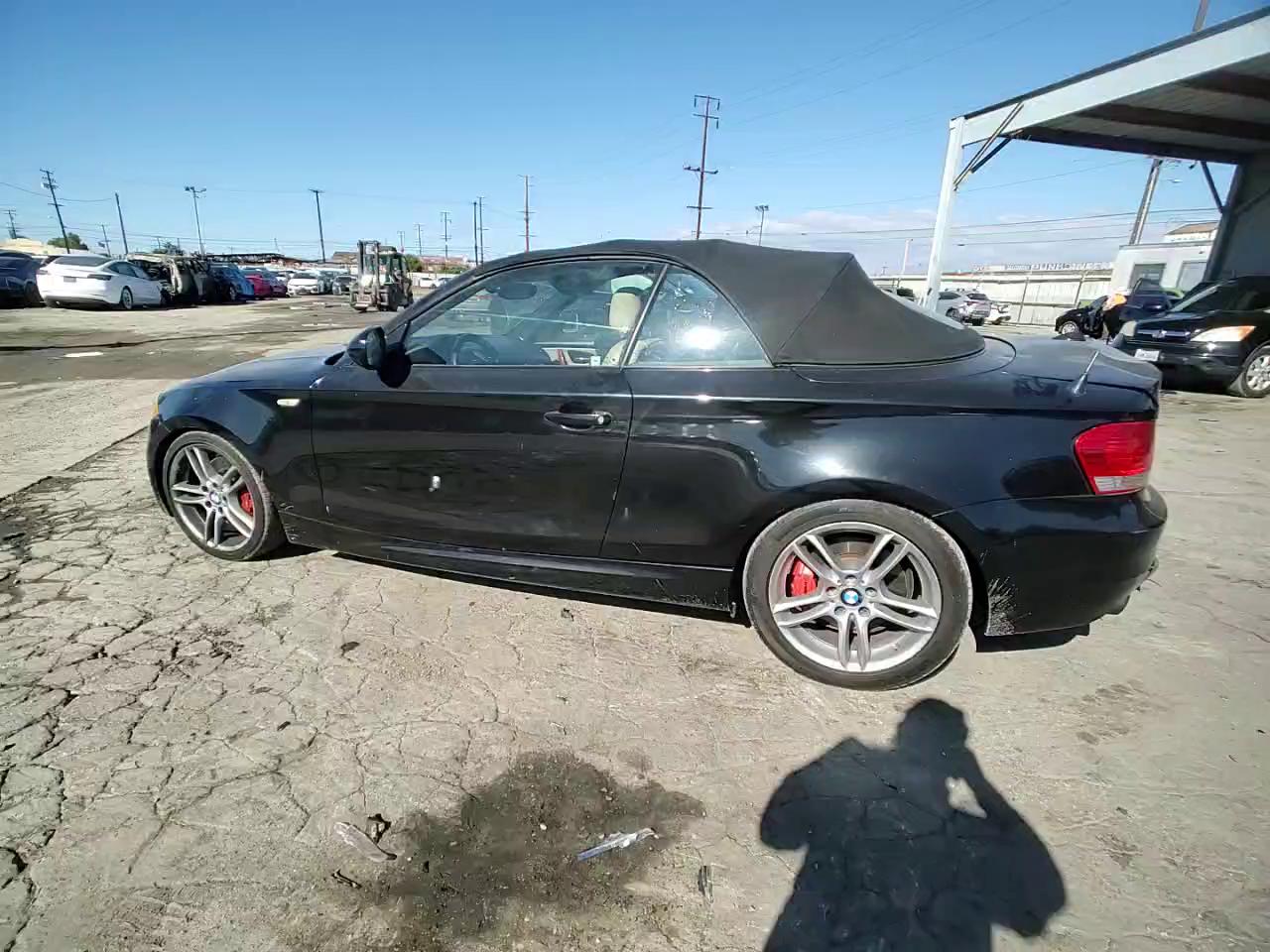 Фото: WBAUN9C52AVK41302