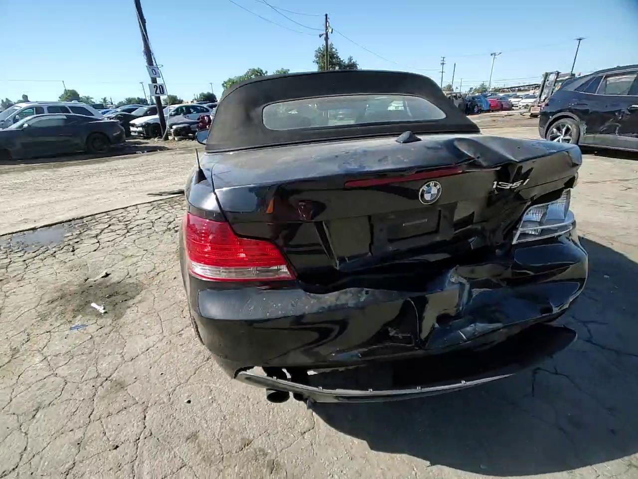 Фото: WBAUN9C52AVK41302