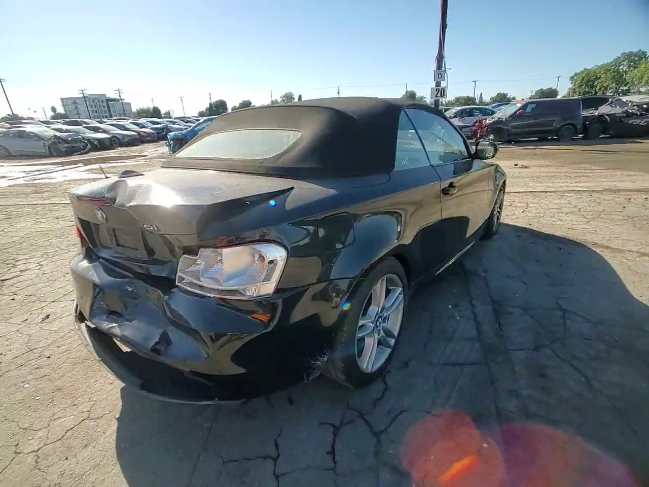 Фото: WBAUN9C52AVK41302