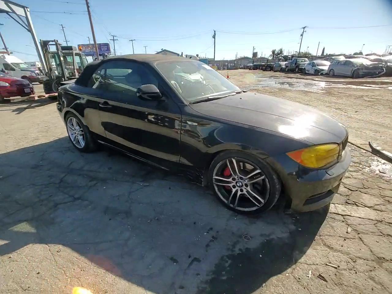 Фото: WBAUN9C52AVK41302