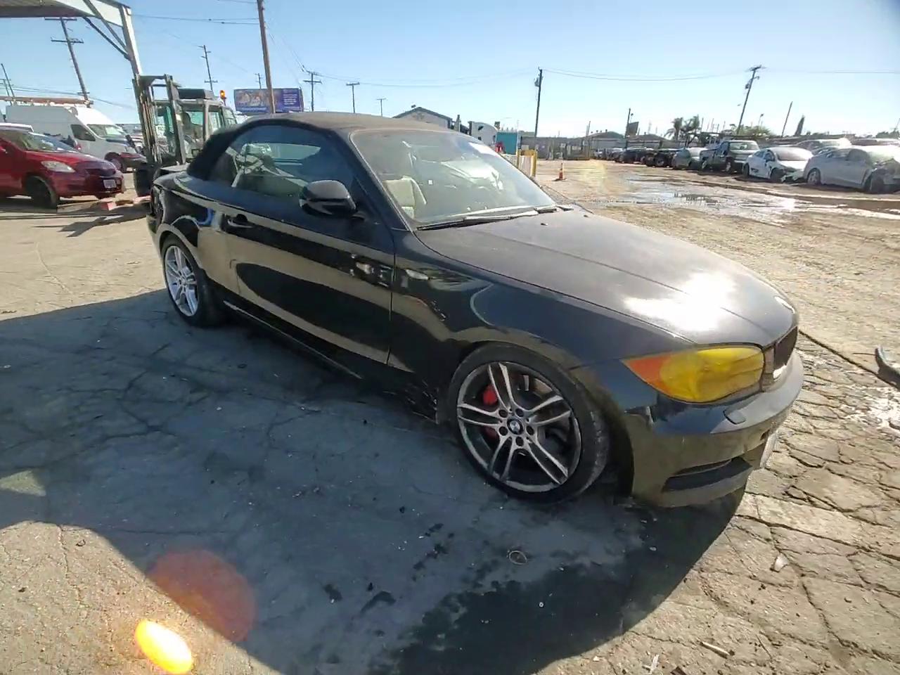 Фото: WBAUN9C52AVK41302