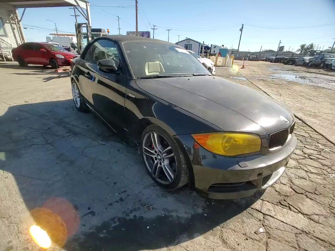 Фото: WBAUN9C52AVK41302