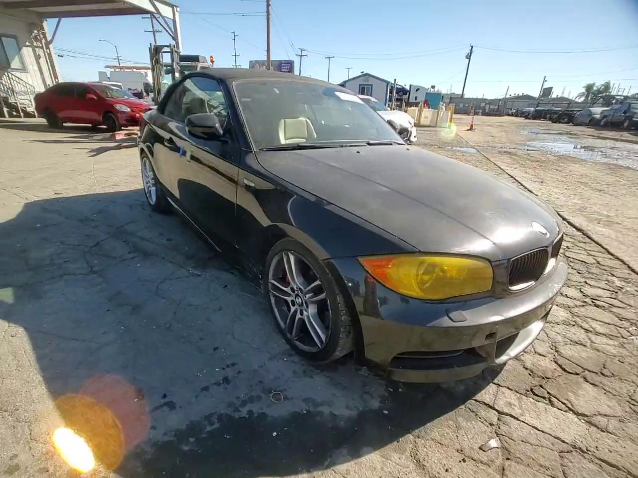 Фото: WBAUN9C52AVK41302