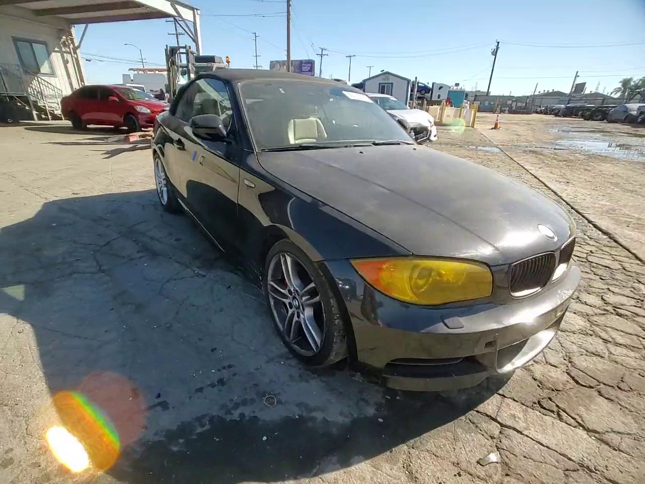 Фото: WBAUN9C52AVK41302