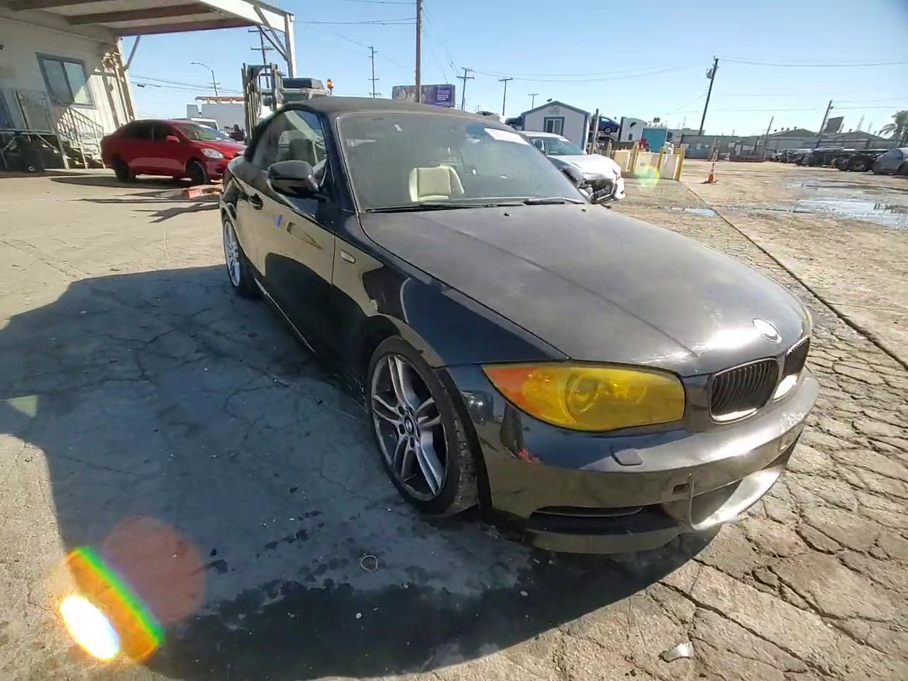 Фото: WBAUN9C52AVK41302