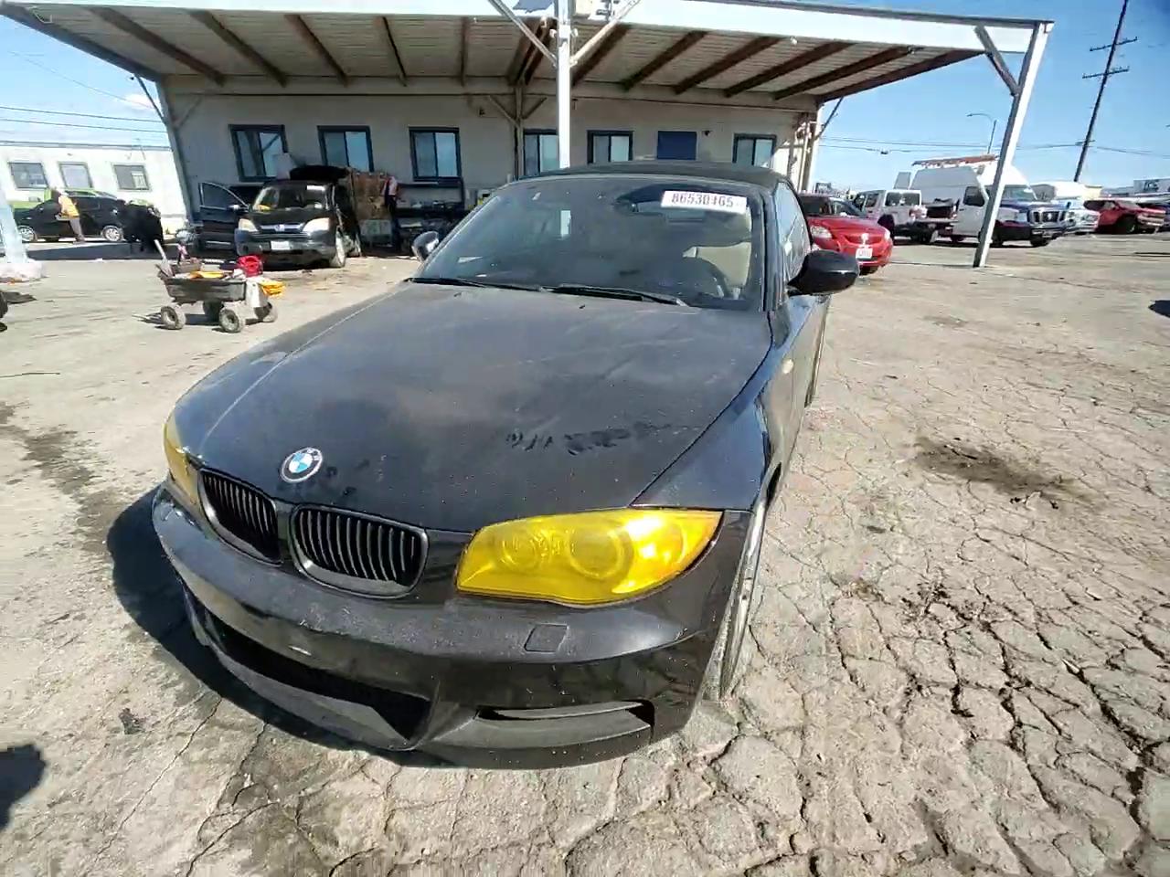 Фото: WBAUN9C52AVK41302