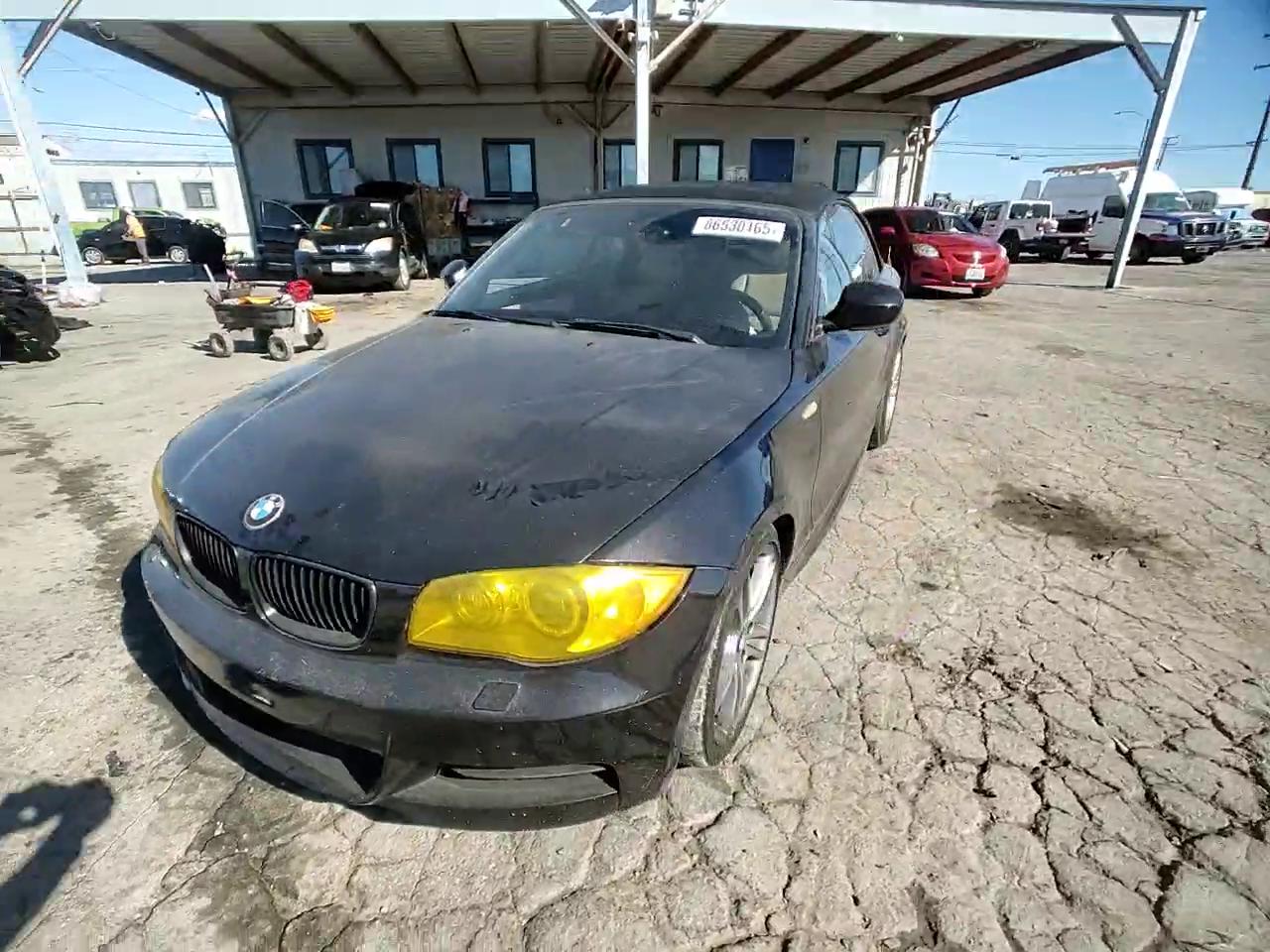 Фото: WBAUN9C52AVK41302