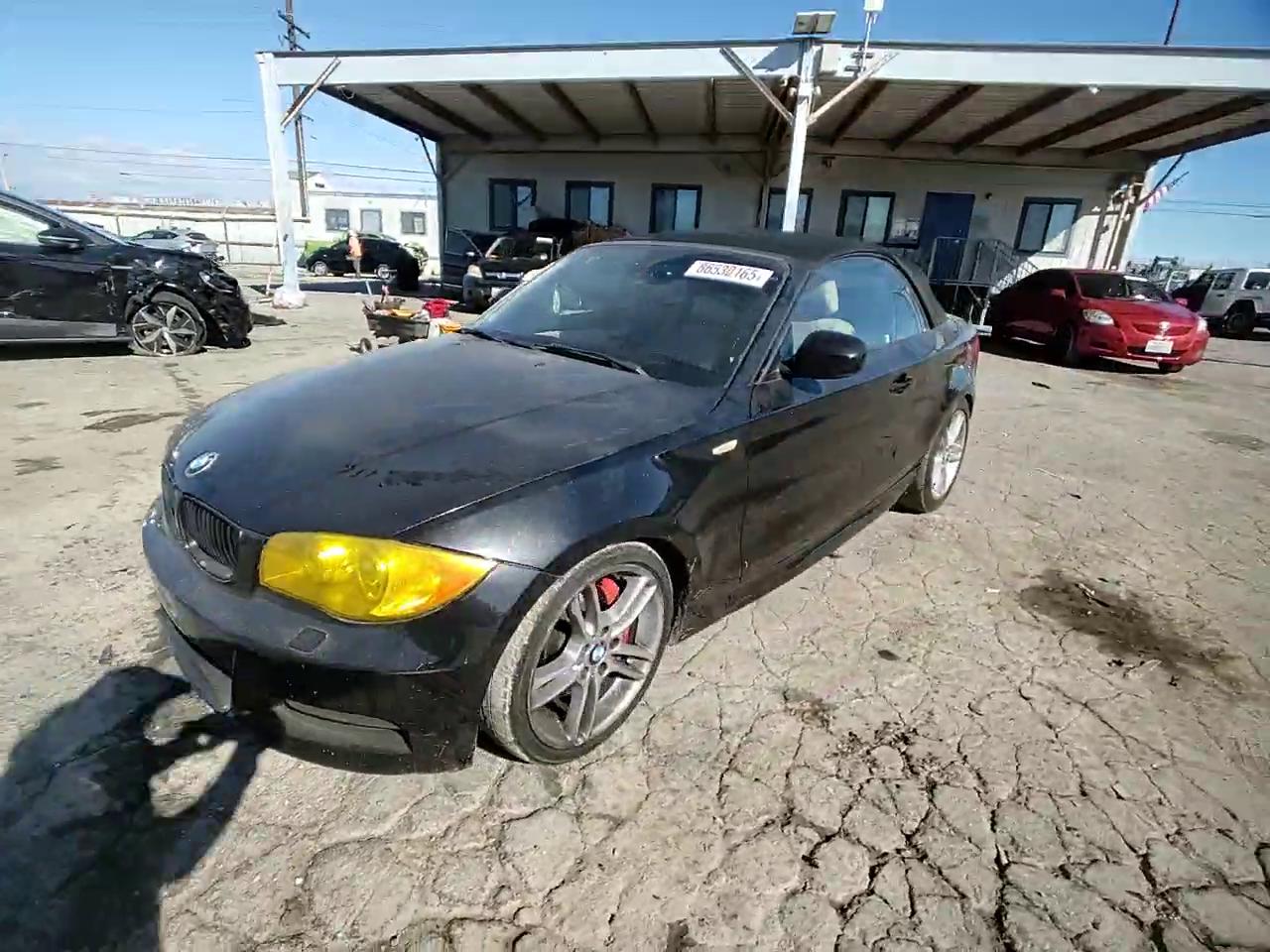 Фото: WBAUN9C52AVK41302