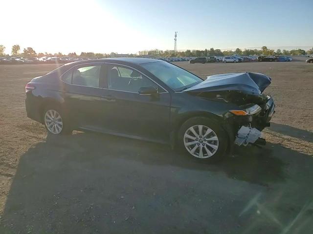 2019 Toyota Camry L VIN: 4T1B11HK6KU748583 Lot: 85733865