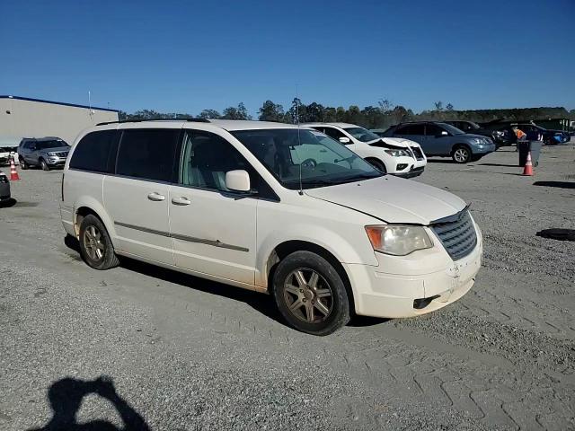 2010 Chrysler Town & Country Touring VIN: 2A4RR5D11AR284754 Lot: 89460745