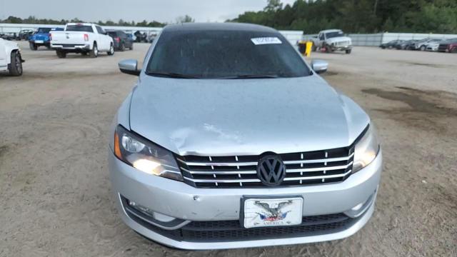 2015 Volkswagen Passat Sel VIN: 1VWCV7A37FC076139 Lot: 85290545