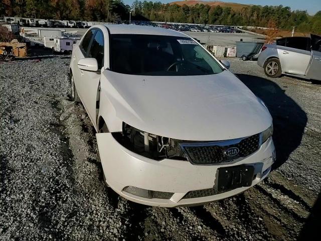 2013 Kia Forte Ex VIN: KNAFU4A22D5736384 Lot: 90607565