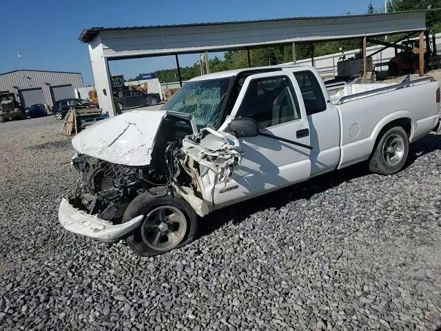 2003 Chevrolet S10 VIN: 1GCCS19H438127572 Lot: 81989645