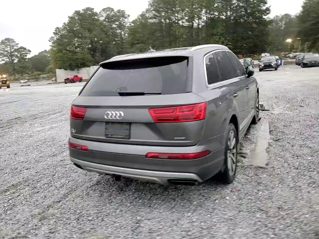 Фото: WA1LHAF71JD037224