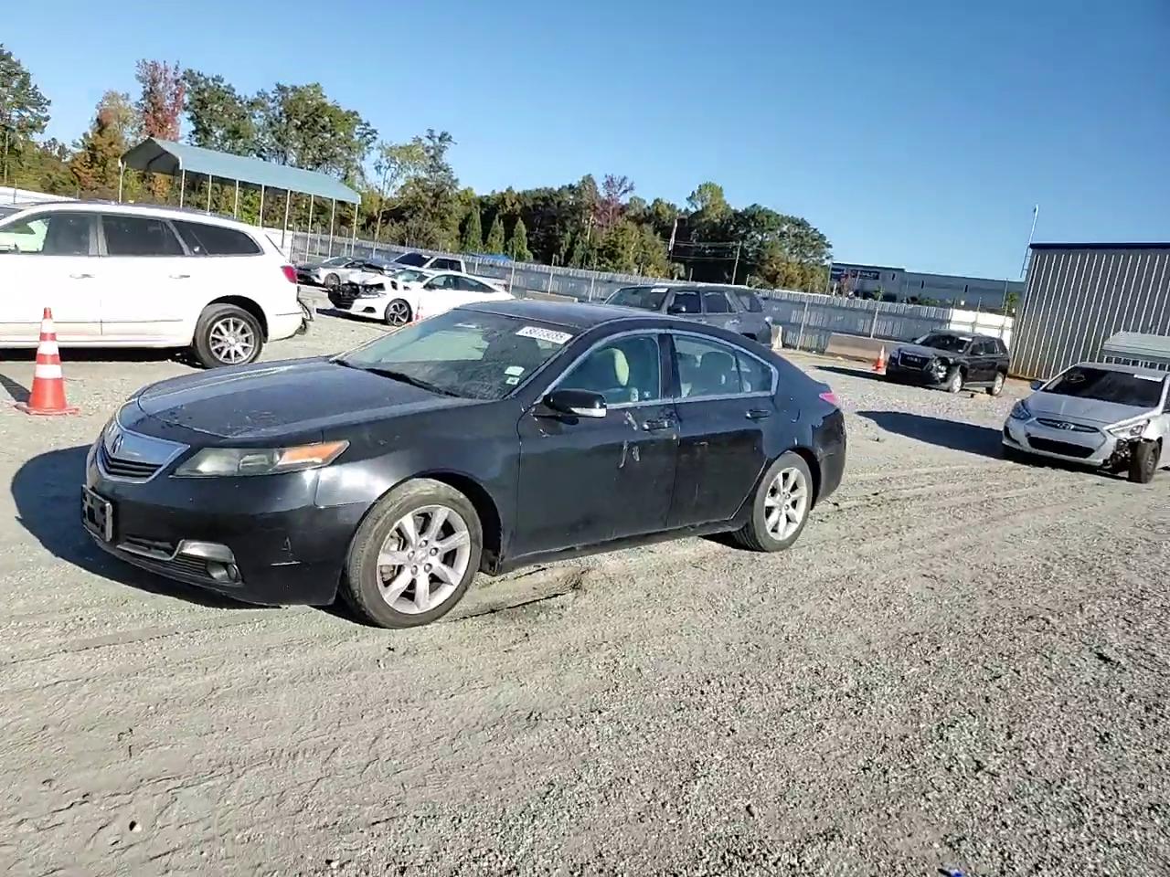 Фото: 19UUA8F55CA001693