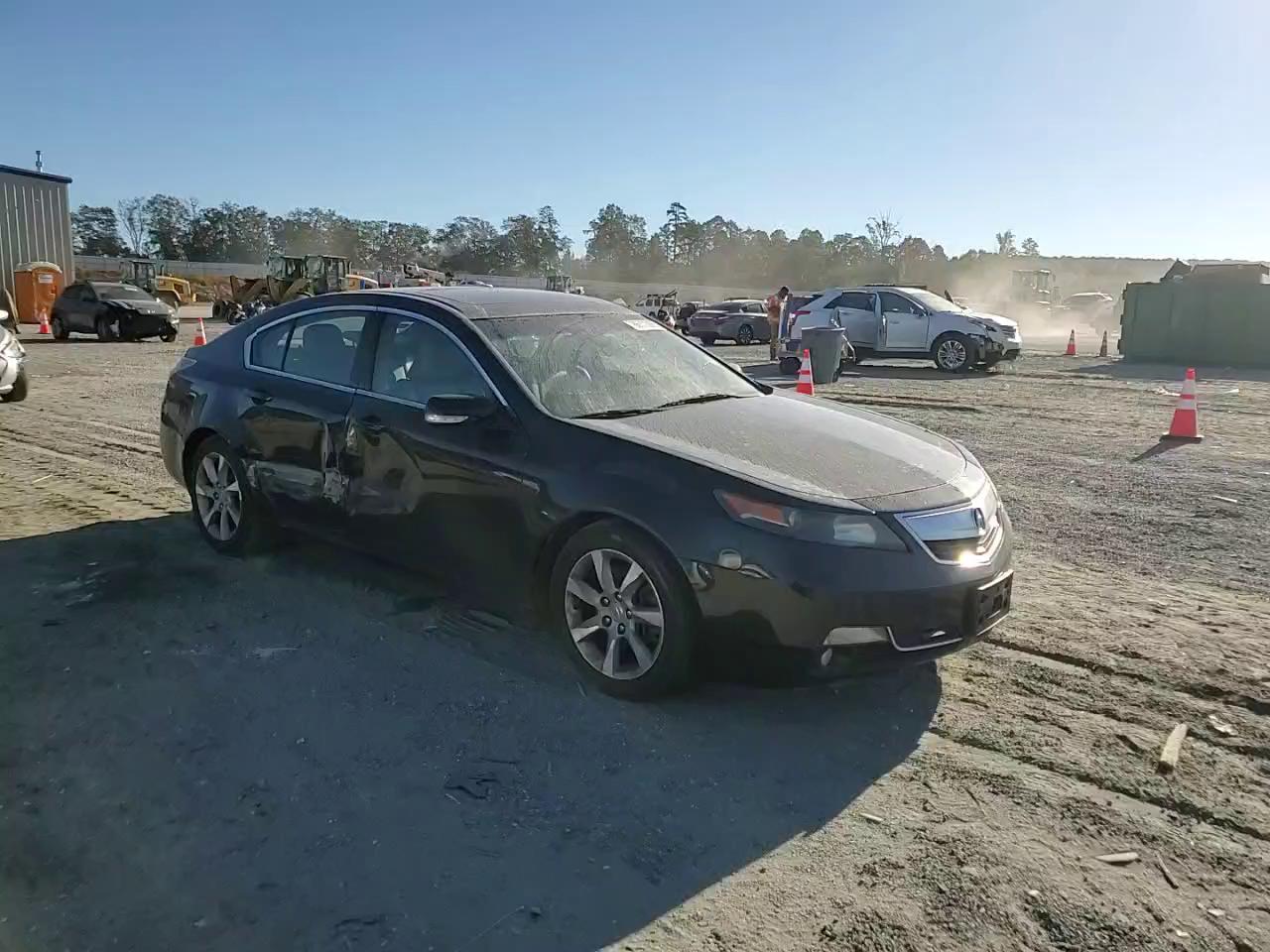 Фото: 19UUA8F55CA001693