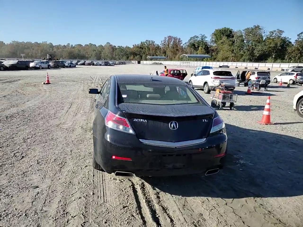 Фото: 19UUA8F55CA001693