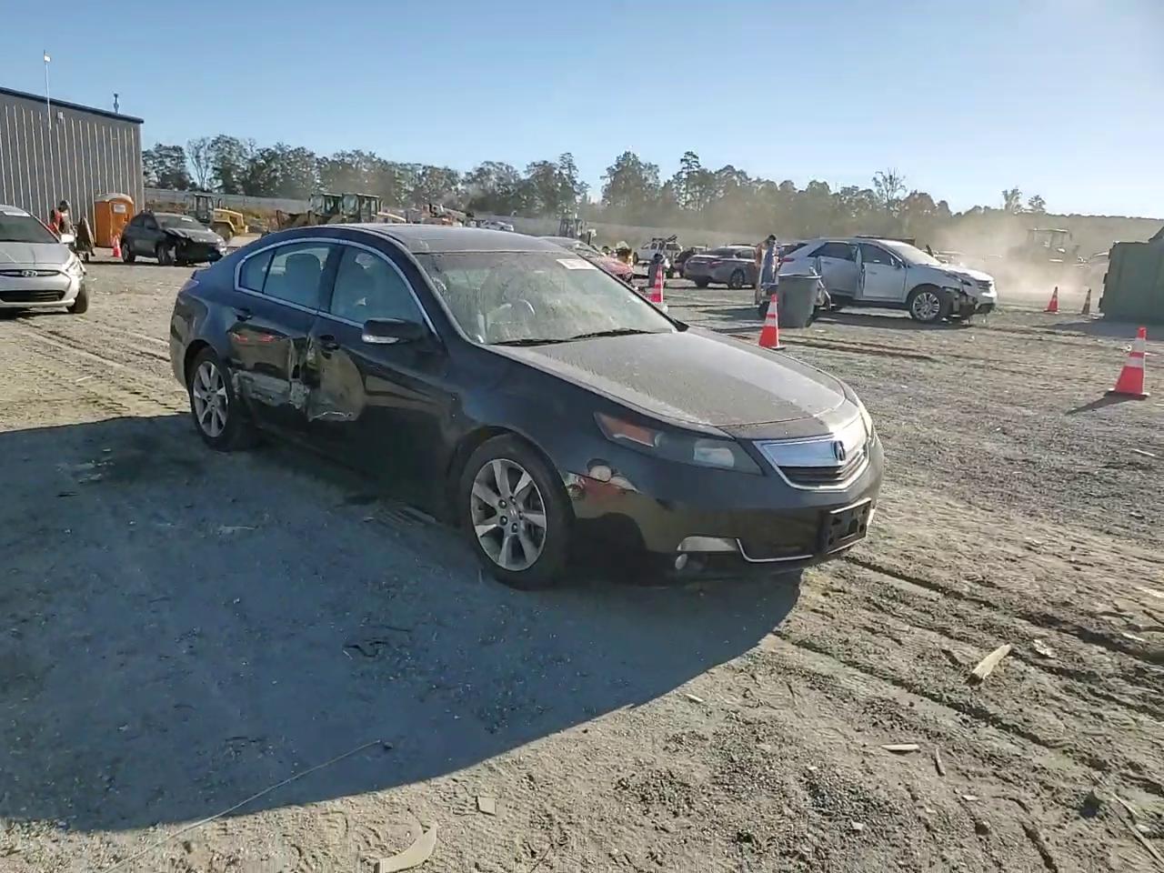 Фото: 19UUA8F55CA001693