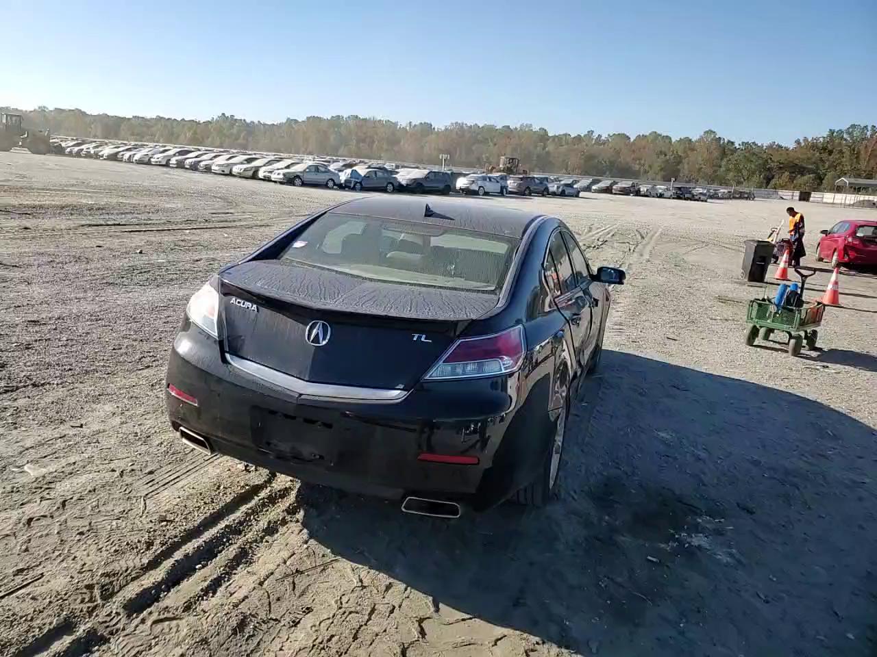 Фото: 19UUA8F55CA001693