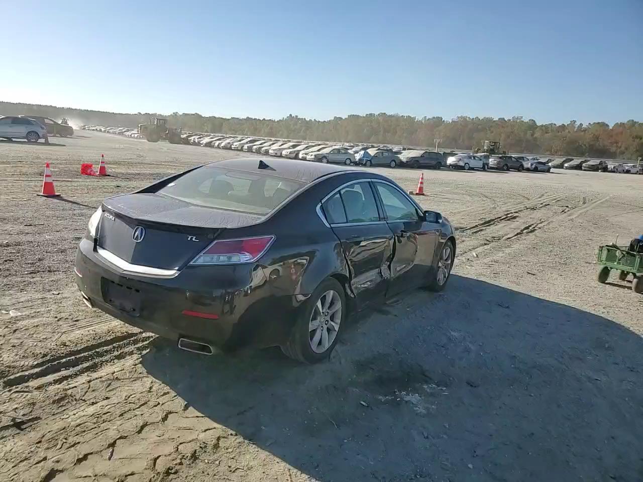 Фото: 19UUA8F55CA001693