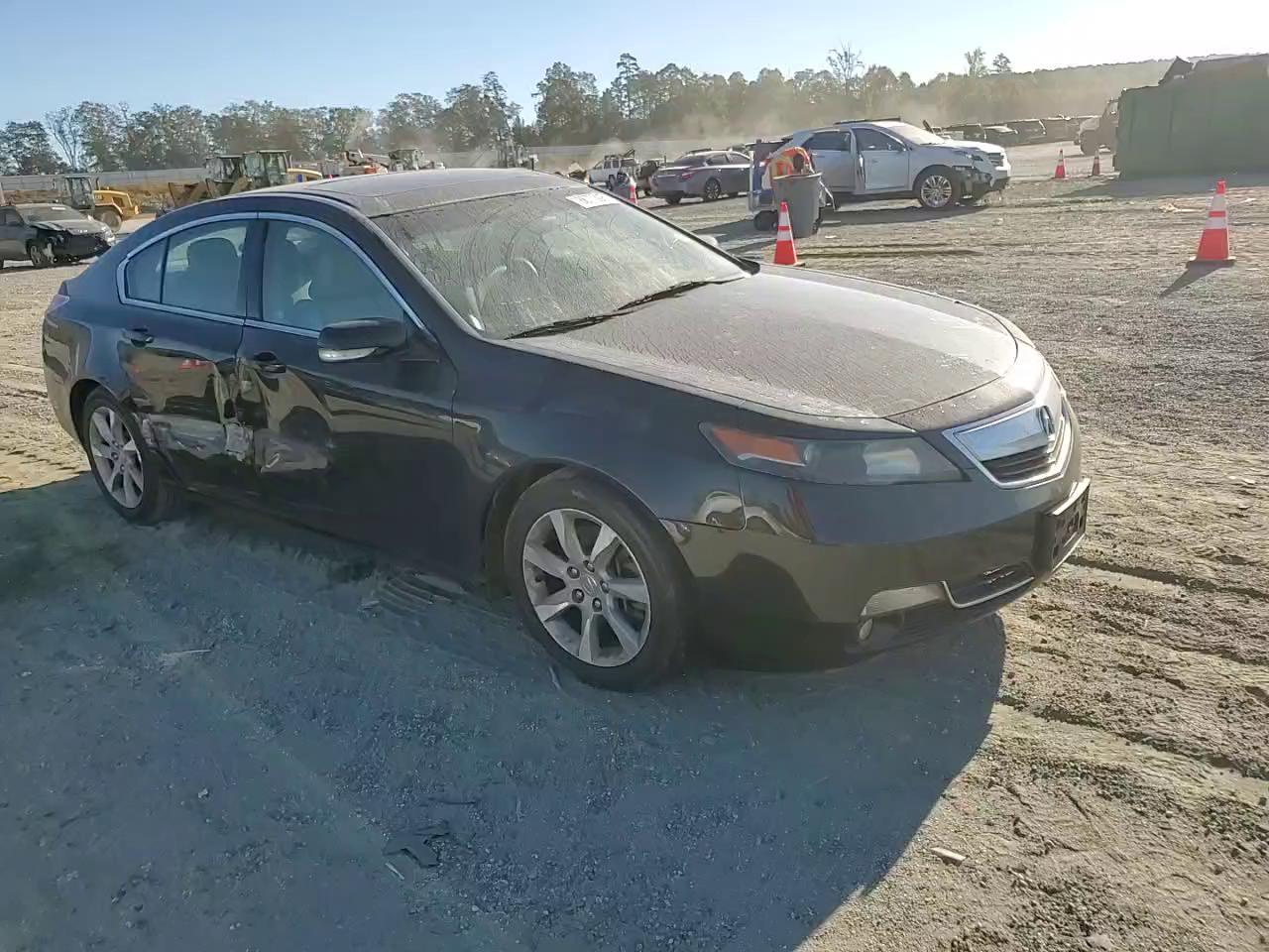 Фото: 19UUA8F55CA001693