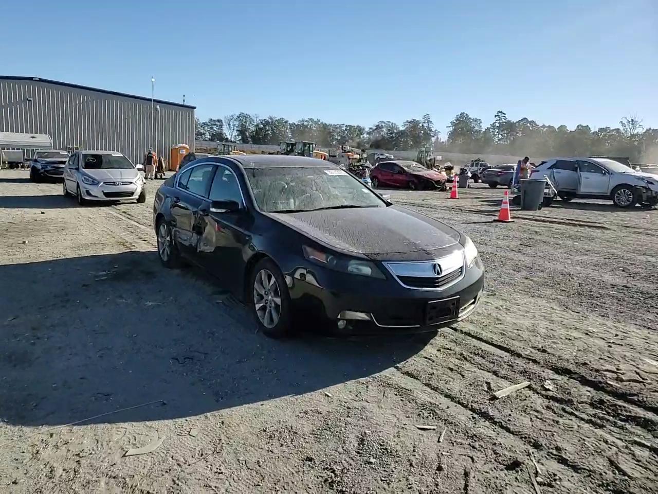 Фото: 19UUA8F55CA001693