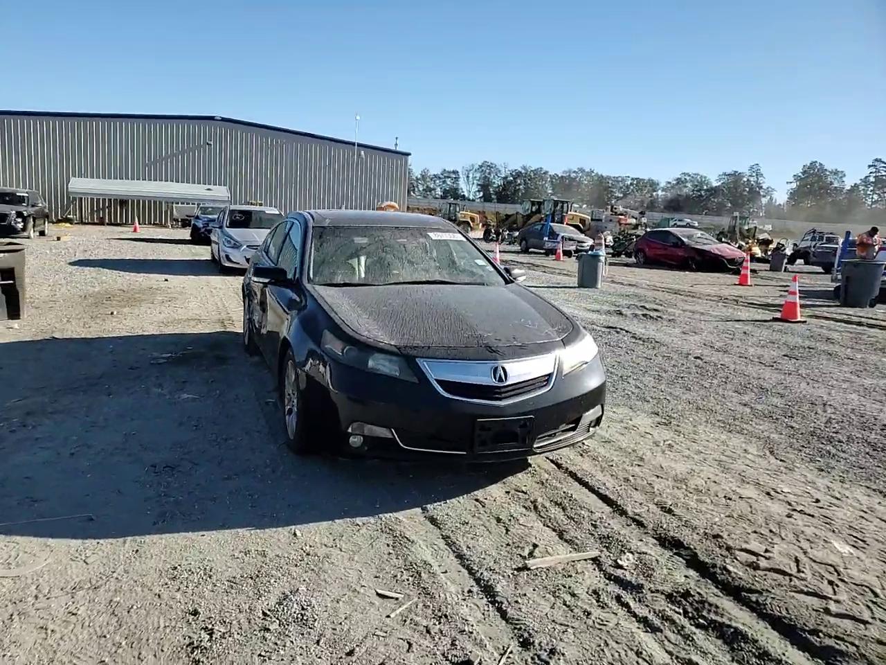 Фото: 19UUA8F55CA001693