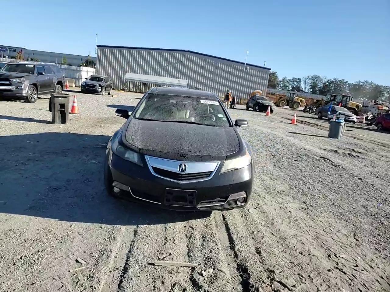 Фото: 19UUA8F55CA001693