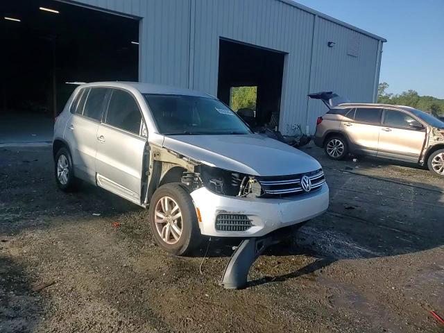 2014 Volkswagen Tiguan S VIN: WVGAV3AX7EW521560 Lot: 85552595