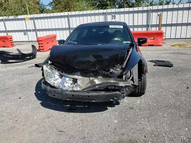 2011 Honda Accord Exl VIN: 1HGCP2F86BA004148 Lot: 84906285