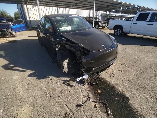 2023 Tesla Model Y VIN: 7SAYGDEE8PF754241 Lot: 90375625