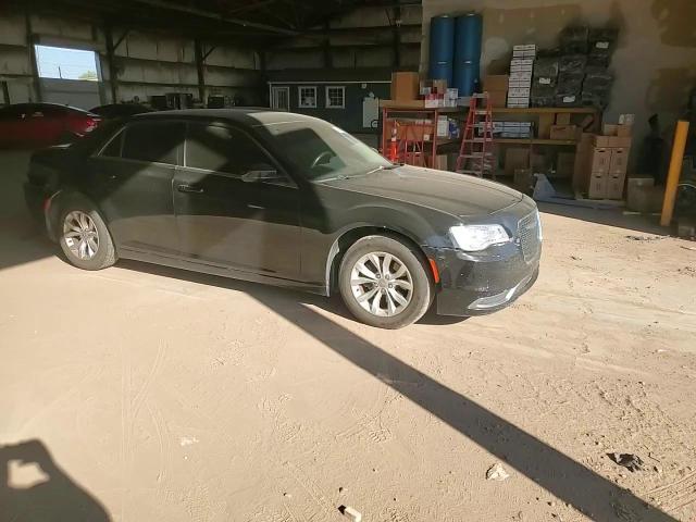 2015 Chrysler 300 Limited VIN: 2C3CCAAG4FH887147 Lot: 84483695