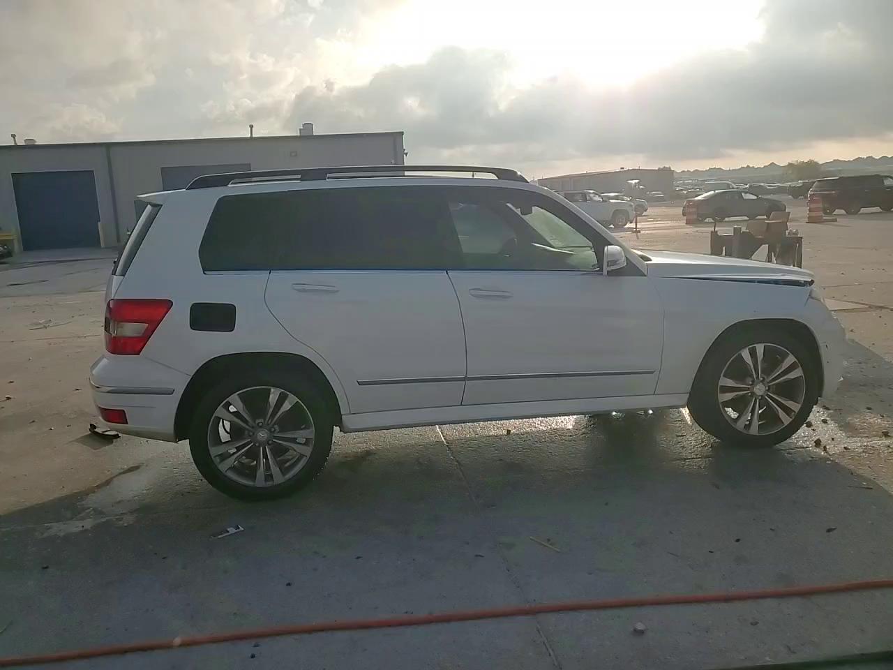 Фото: WDCGG5GB1CF902201