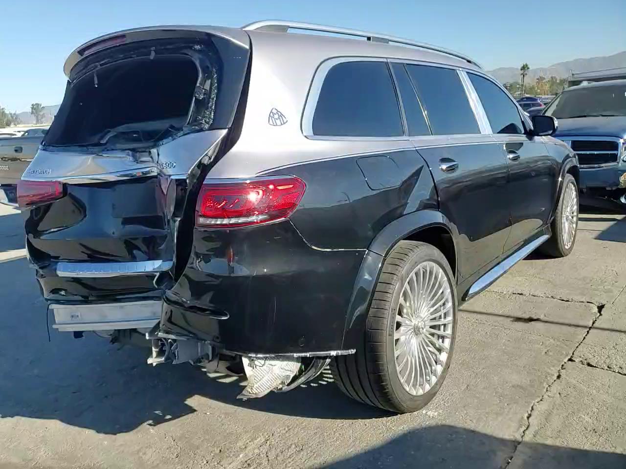 Фото: 4JGFF8HB1MA393547