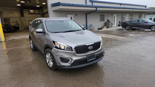 2017 Kia Sorento Lx VIN: 5XYPGDA5XHG321299 Lot: 82328895