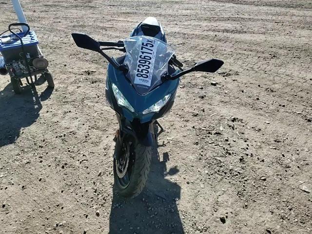 2021 Kawasaki Ex400 VIN: JKAEXKG19MDAA0520 Lot: 85396175