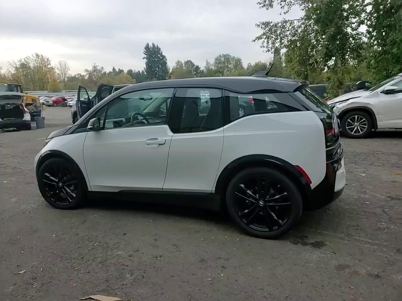 Фото: WBY8P6C55K7D24663