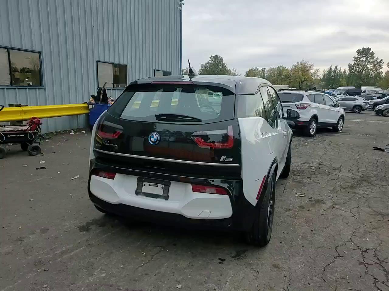 Фото: WBY8P6C55K7D24663