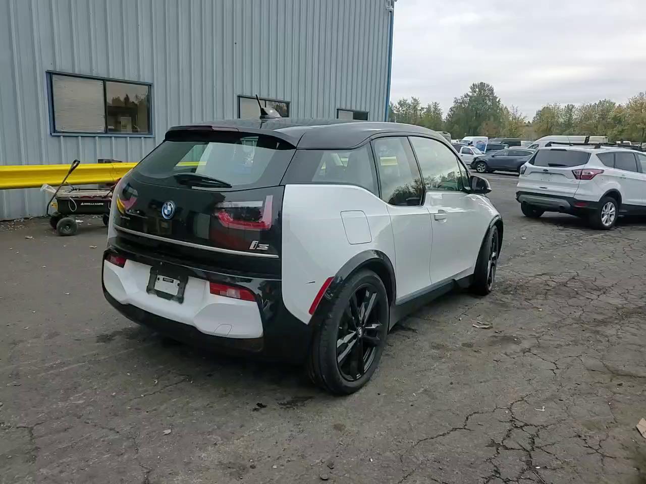 Фото: WBY8P6C55K7D24663