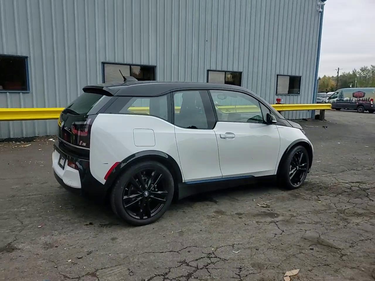 Фото: WBY8P6C55K7D24663