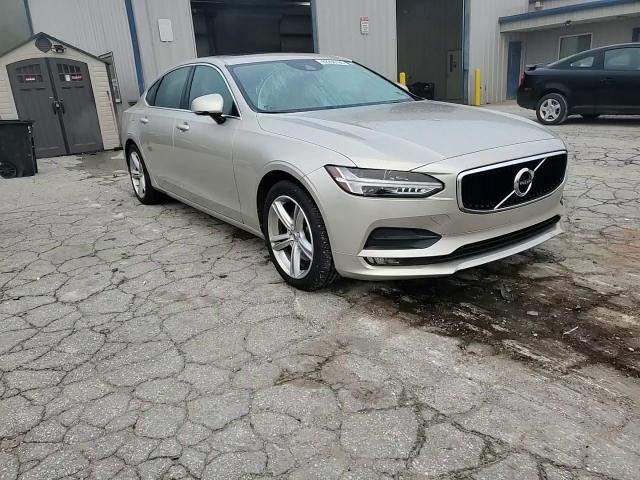 2018 Volvo S90 T5 Momentum VIN: LVY982MK6JP034808 Lot: 82296195